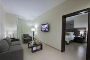 Victoria Hotel and Suites Panama City Image