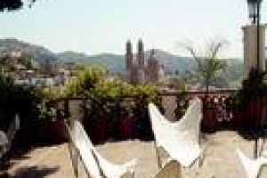 Victoria Hotel Taxco Image