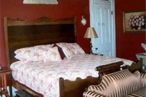 Victorian House Bed and Breakfast Image