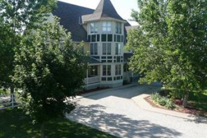 Victorian Veranda Country Inn Image