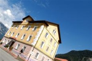 Villa Artistica voted  best hotel in Rhazuns