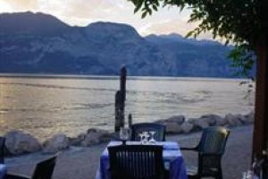 Villa Del Lago Hotel Brenzone Image