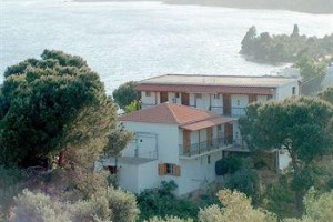Villa Kavourakia Hotel Kolios voted 2nd best hotel in Kolios