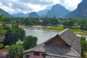 Villa Nam Song Hotel Vang Vieng Image