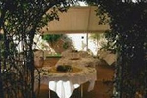 Villa Provence Image