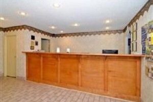 Econo Lodge Villa Rica Image