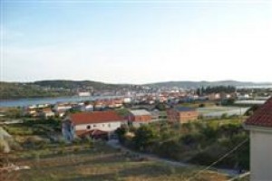Villa Roza Image