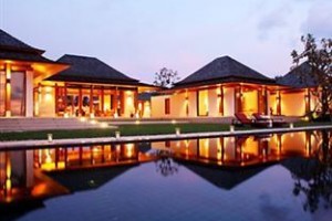 Villa Sundara Natai Beach voted  best hotel in Takua Thung