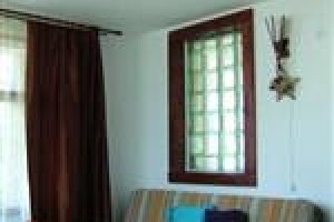 Villa Un Gratar Image
