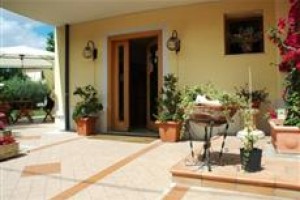Villa Verde 2 Image