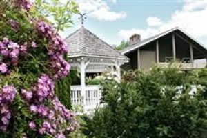 Village Green Resort voted  best hotel in Cottage Grove 
