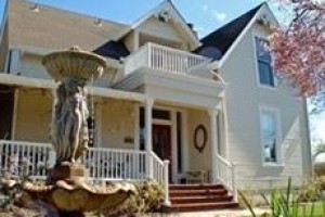 Vine Hill Inn B&B Image