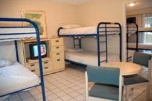 Waikiki Beachside Hostel Honolulu Image