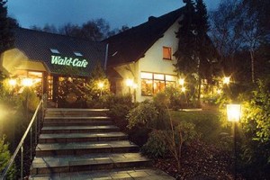 Wald Cafe Hotel Image