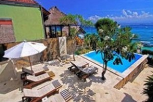 Ware Ware Surf Bungalows Image