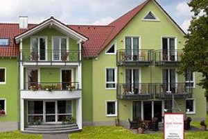 Wein-Traume voted  best hotel in Thungersheim