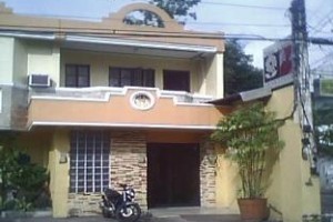 White Dahlia Apartelle voted 9th best hotel in Naga City