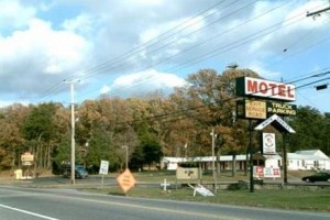 White Gables Motel voted  best hotel in Millersville 