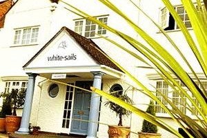 White-Sails voted  best hotel in Stratford-upon-Avon