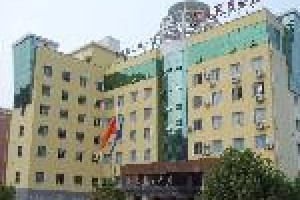 Wind And Cloud Holiday Hotel Image