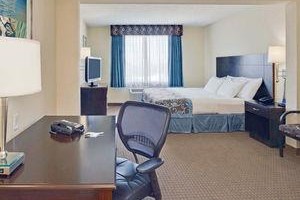 Wingate by Wyndham Clearwater Image