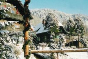 Xaver's Landhaus Ein Hotel Besonderer Art Image