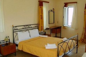 Hotel Xifoupolis voted 3rd best hotel in Monemvasia