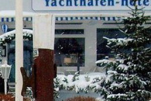 Yachthafen Hotel Image