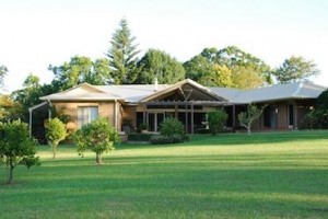 Yarrahapinni Homestead Bed and Breakfast Image