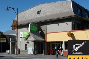 YHA Queenstown Central Image