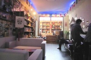 Yijia Youth Hostel Image