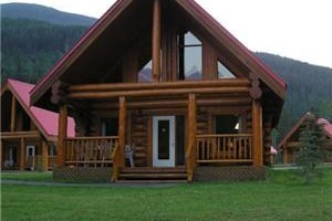 Yoho Chalets voted  best hotel in Leanchoil