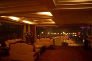 Yuntai Commercial Hotel Image
