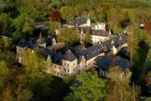 Zamek Kliczków Centrum Konferencyjno-Wypoczynkowe Hotel Osiecznica voted  best hotel in Osiecznica