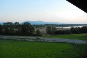 Zum Fischer am See Image